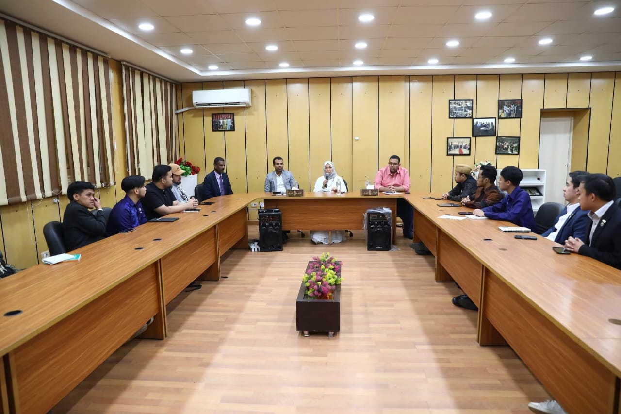 مستشارة شيخ الأزهر تلتقي رؤساء الاتحادات الطلابية لدول جنوب شرق آسيا