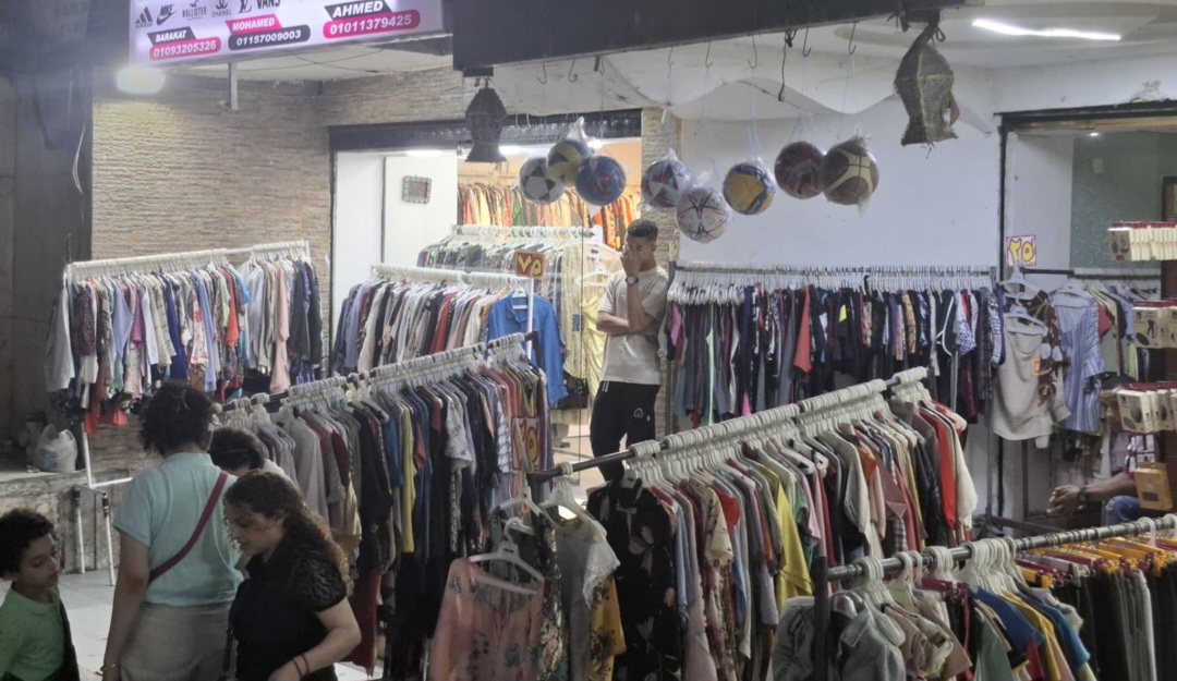 أهالي شارع الجراج بحدائق القبة يطالبون بتدخل محافظ القاهرة 