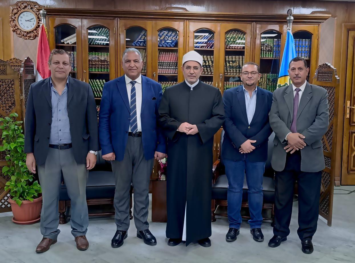 بروتوكول تعاون بين كلية الهندسة بنات جامعة الأزهر بالقاهرة ومركز الأعمال والاستشارات الهندسية