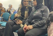 قنصل مصر فى لندن يشارك عزاء الجالية المصرية