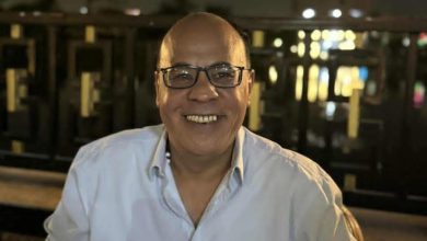 الصحفى شادى عبد السلام ينعي الكاتب الصحفى خالد أبو الروس