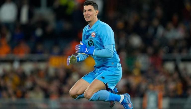 واقعة تاريخية.. حارس يتصدى لـ3 ركلات جزاء في 3 دقائق