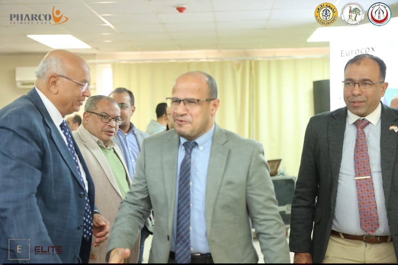 عميد طب الأزهر بأسيوط يفتتح اليوم العلمي لقسم جراحة العظام بمستشفى الأزهر الجامعي بأسيوط